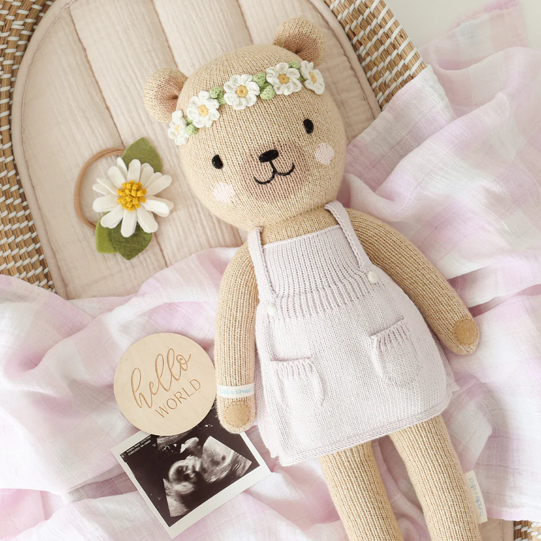 Olivia the honey bear - Regular 20" | Cuddle & Kind