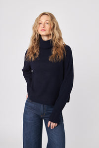 Emmett Turtle Neck - Eclipse | John & Jenn