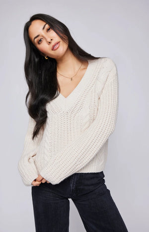 Octavia V-Neck Sweater | Gentle Fawn