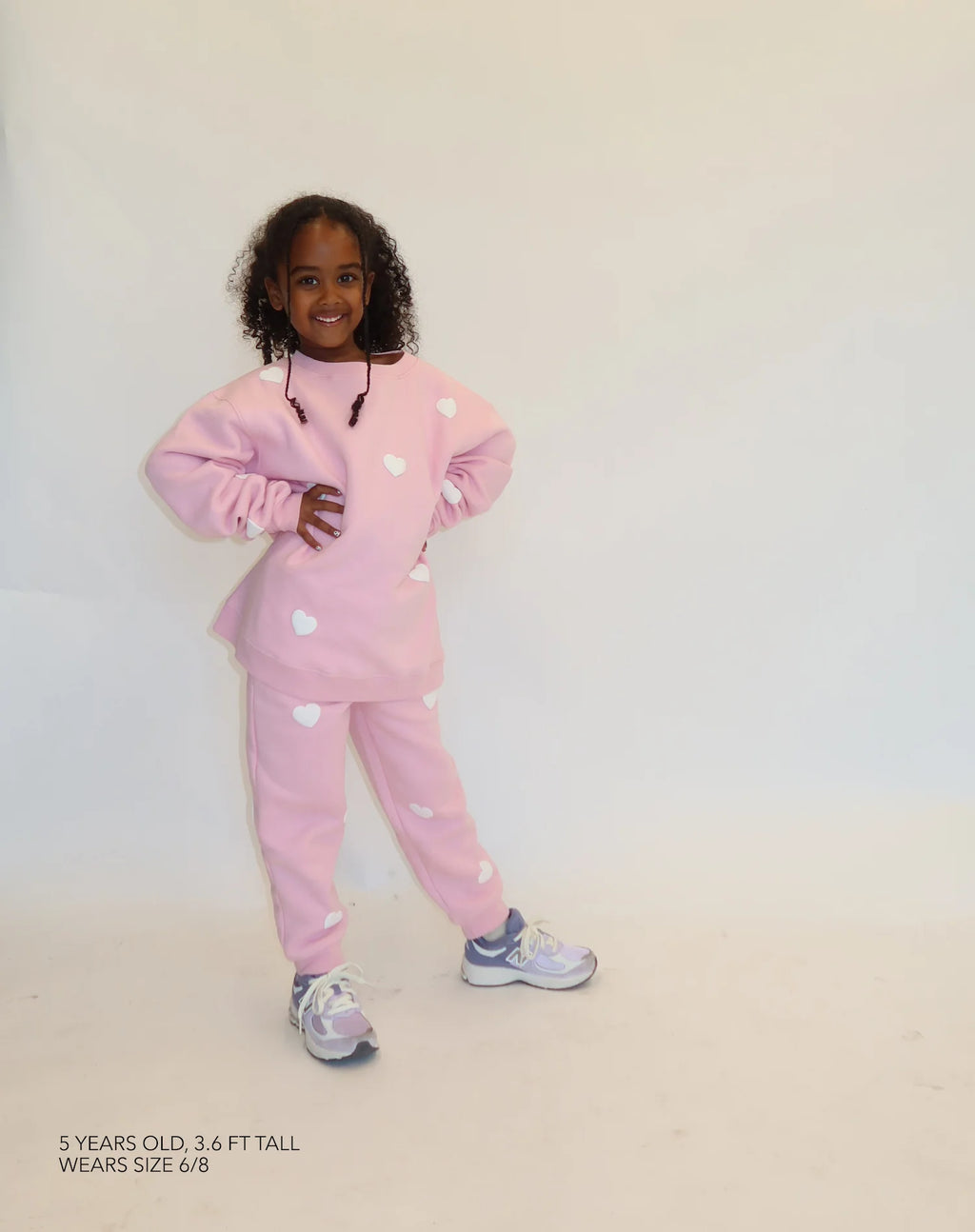 "All Over Heart" Kids Oversized Jogger - bubblegum | BTL