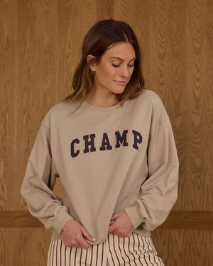 Oversized Champ Sweatshirt | Rylee & Cru