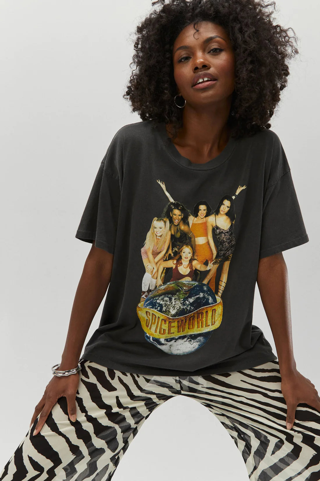 SPICE GIRLS SPICEWORLD MERCH TEE IN PIGMENT BLACK - Daydreamer LA