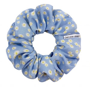 DAISY FLORAL SCRUNCHIE - CLASSIC - Chelsea King