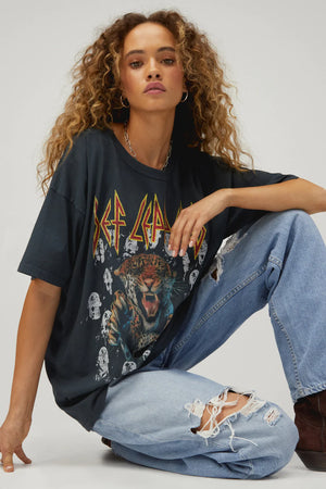 DEF LEPPARD VERTIGO HIGH N DRY MERCH TEE - Daydreamer LA