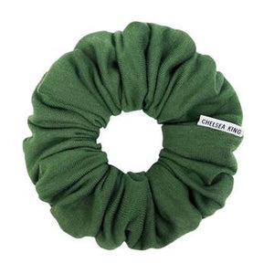 CHELSEA KING - Leisure Club Olive Scrunchie - Classic